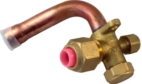 Heizungsanschluss für Heißgas, Verbindungselement aus Kupfer und Messing. Geeignet für Anwendungen in Heizsystemen, hergestellt von Wolf.